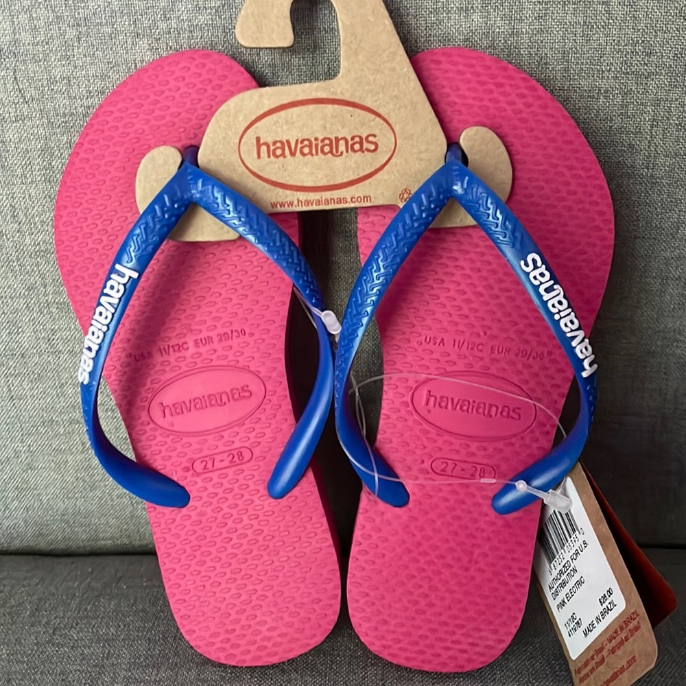 Havaianas kids sz 11 Pink & Blue Flip Flops NWT!
